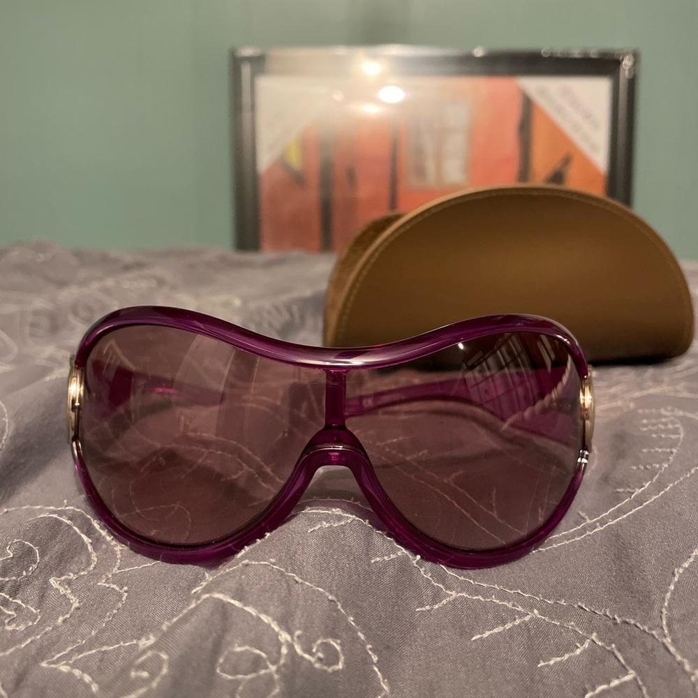 Vintage Gucci Purple Sunglasses flawless no scratches never worn pilot aviator